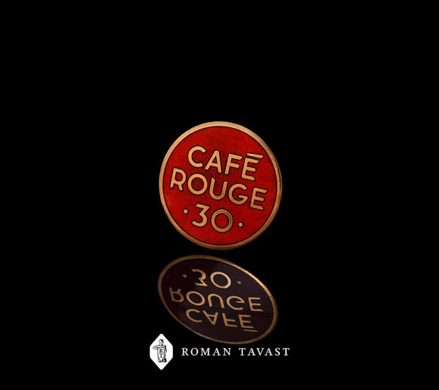 Kvaliteetsed rinnamärgid Cafe Rouge-le